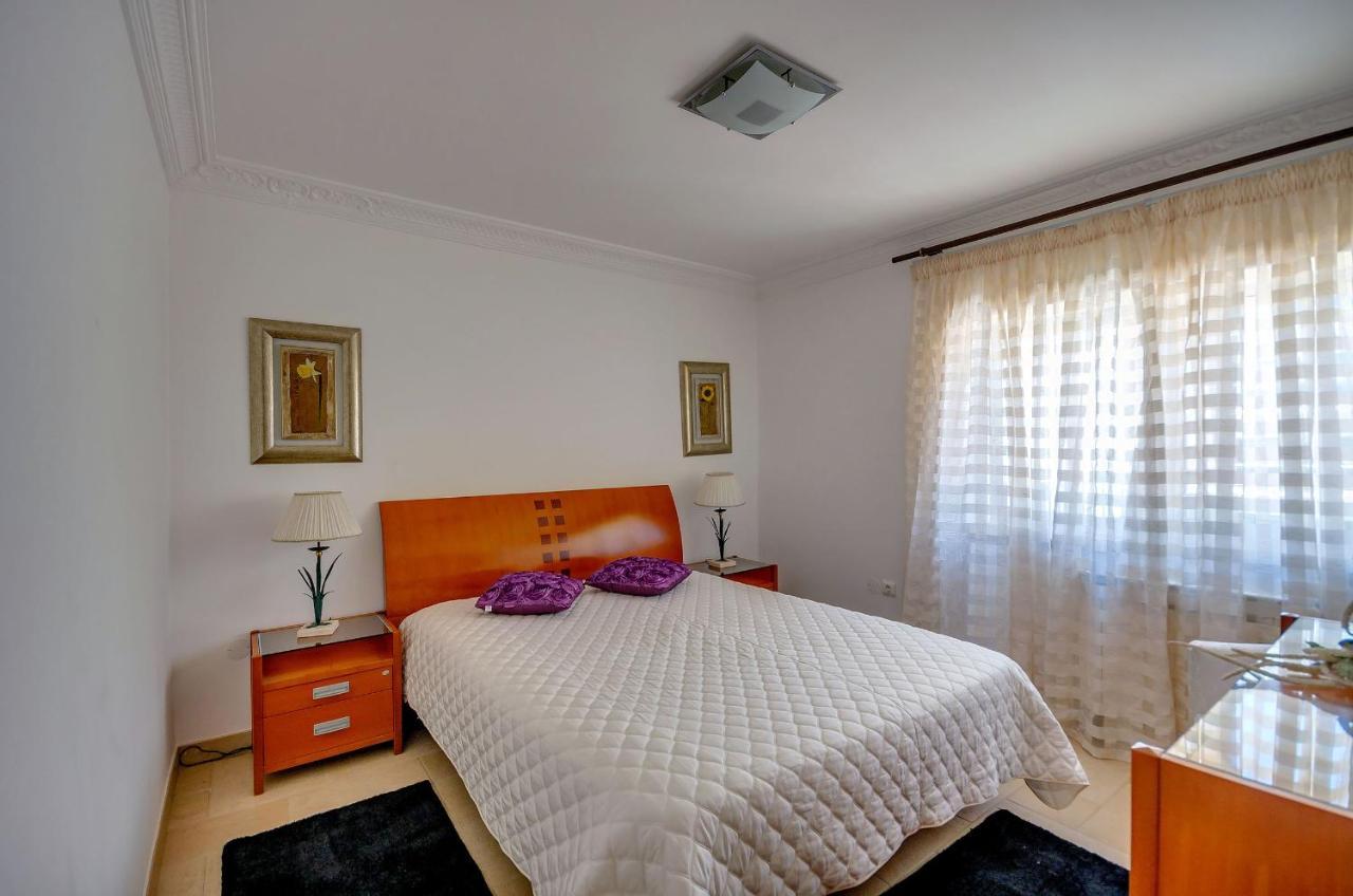 נאזרה Apartamentos 7 Saias מראה חיצוני תמונה